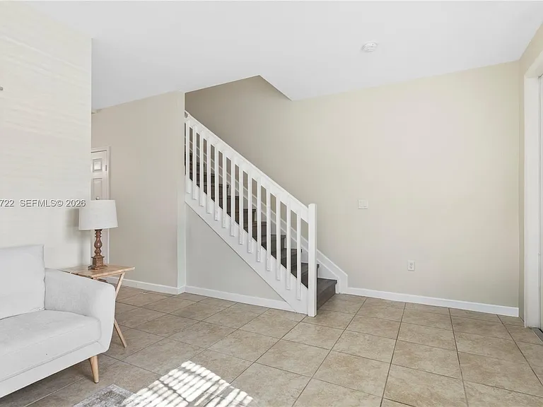 3209 SE 4th Ct #3209 — Photo 7