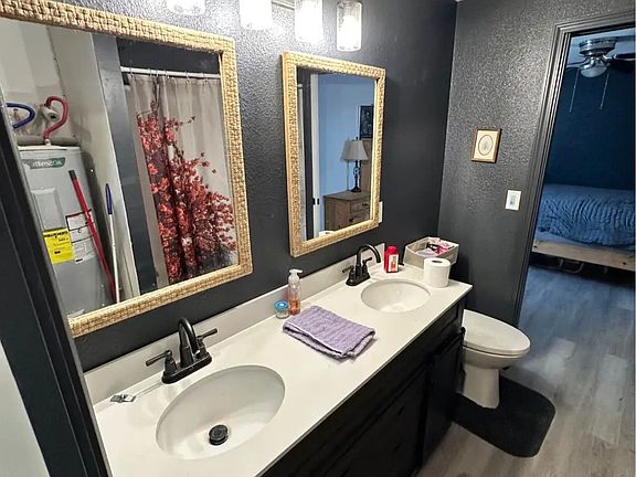 3rd image of 1213 E Fairview Ave #3