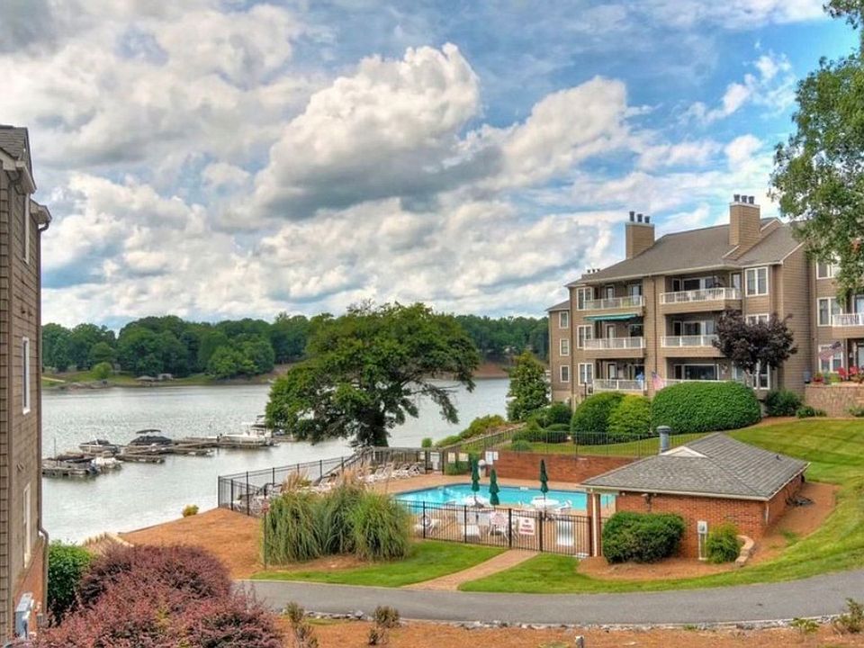 1st image of 9816 Emerald Point Dr Unit 10