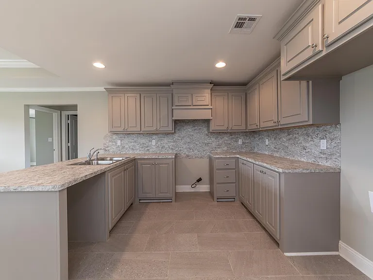 1019 Lillian Michel Dr — Photo 7