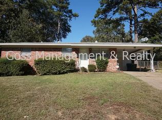 6908 Talmage Dr, Little Rock, AR 72204