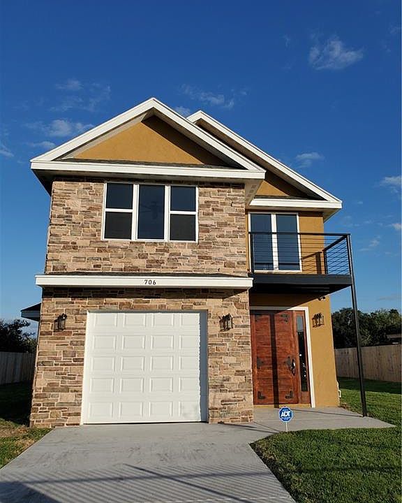 1st image of 706 Aurora Dr