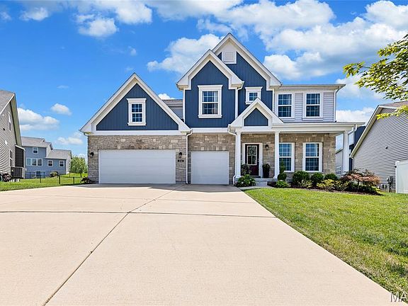 2nd image of 204 Willow Ridge Ct