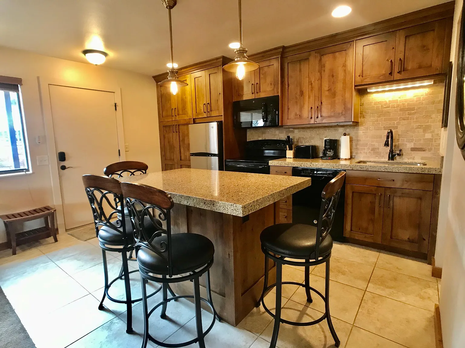 2025 Canyons Resort Dr — Photo 3