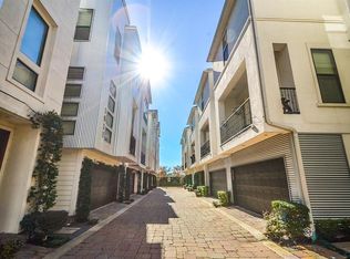 1815 Dart St, Houston, TX 77007