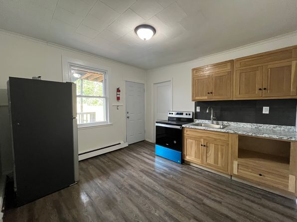 312 Maple St APT 2