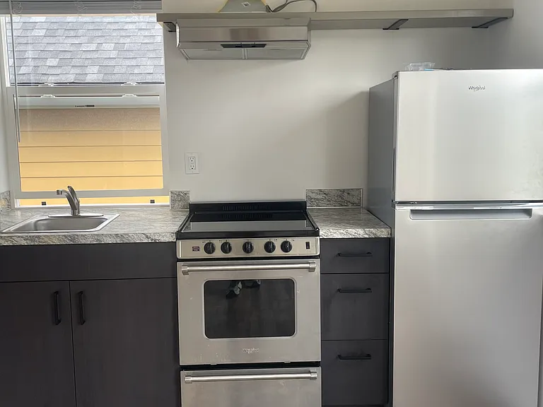 2804 Racine St #201 — Photo 8