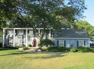 2243 Cedar Point Rd, Sandusky, OH 44870