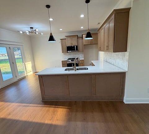 5th image of 104 Sunny Acres Ln