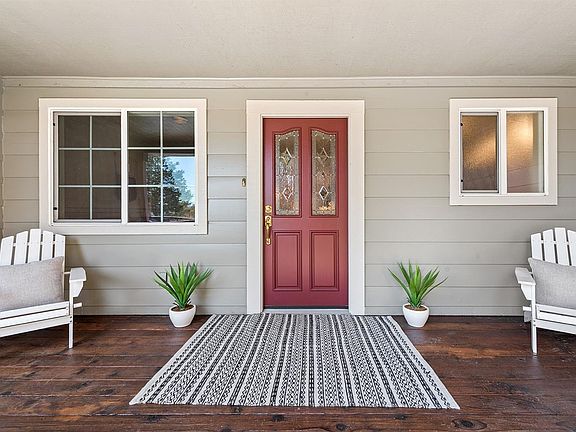3rd image of 6701 Montecito Boulevard