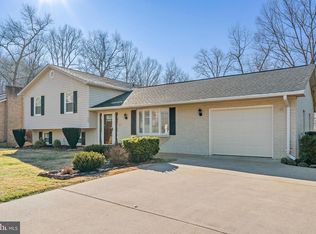 305 S Charles St, Front Royal, VA 22630