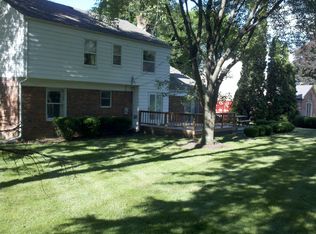 816 Thorntree Ct, Bloomfield Hills, MI 48304