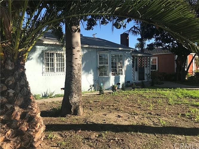 1st image of 2724 Caspian Ave