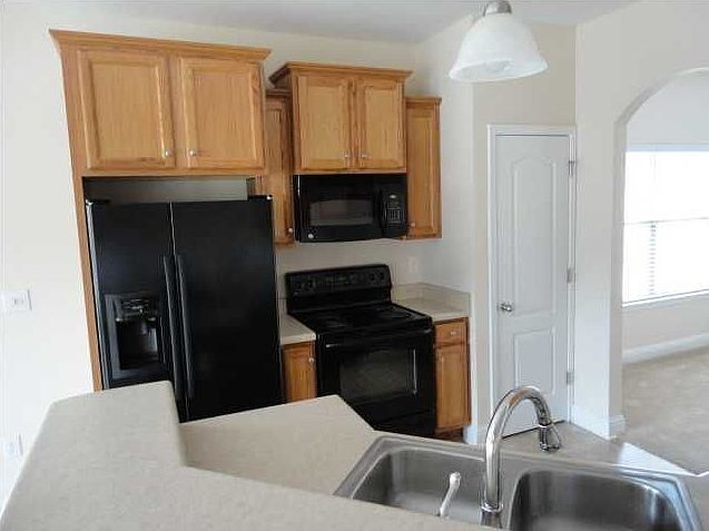 2nd image of 10325 Southland Way