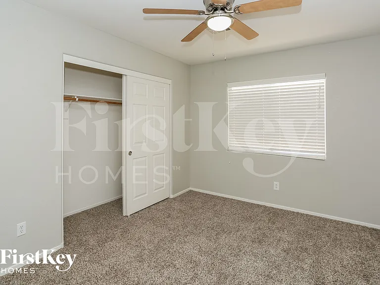 6425 Casamar St — Photo 12