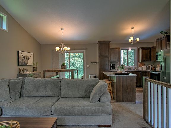 5th image of 1020 Joy Cir SW