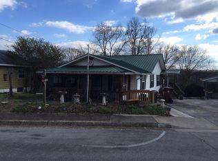 109 Jersey Ln, Oak Ridge, TN 37830