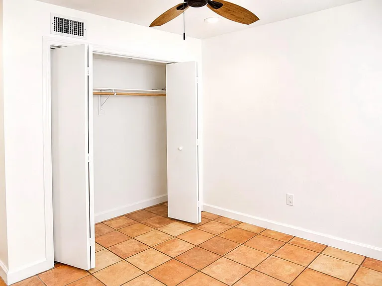2744 Briarhurst Dr #31 — Photo 28