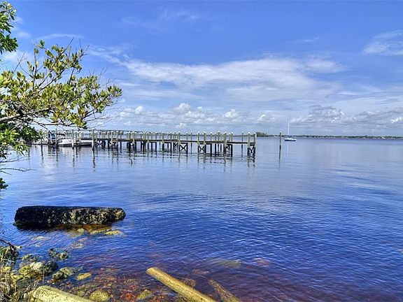 4th image of 2875 Palm Beach Blvd #207