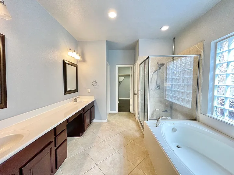 2602 Sierra Peak — Photo 13