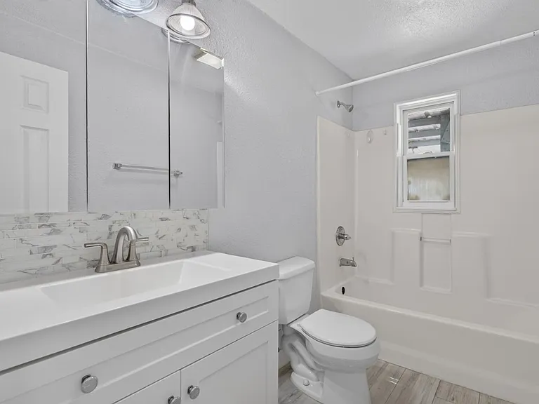 442 Ameca Ave — Photo 22