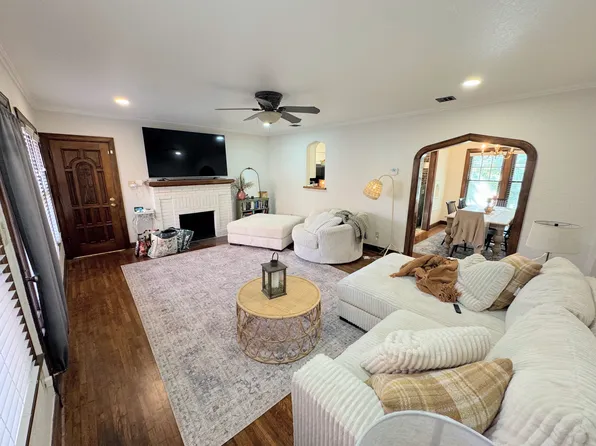 404 N Back Bay Blvd #8, Wichita, KS 67203
