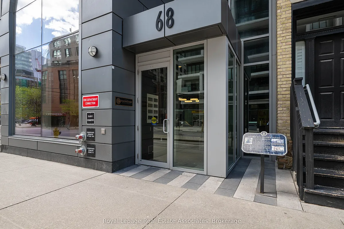 Building Photo - 68 Shuter St #2206