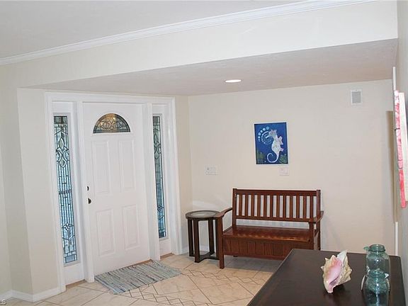 4th image of 7220 Swan Lake Dr