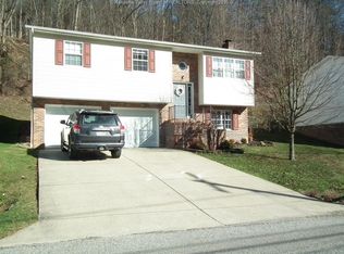 320 Crestview Dr, Charleston, WV 25302