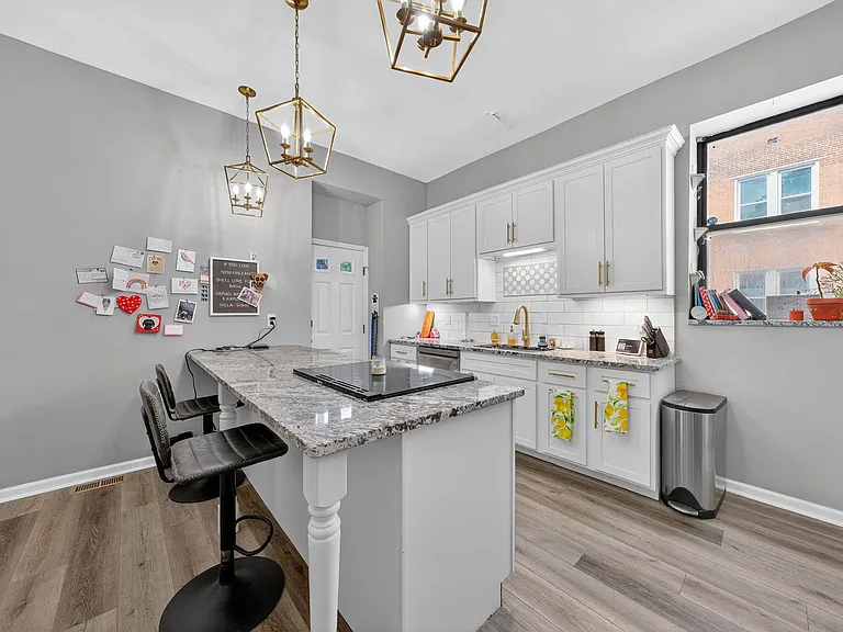 4330 W Pine Blvd — Photo 19