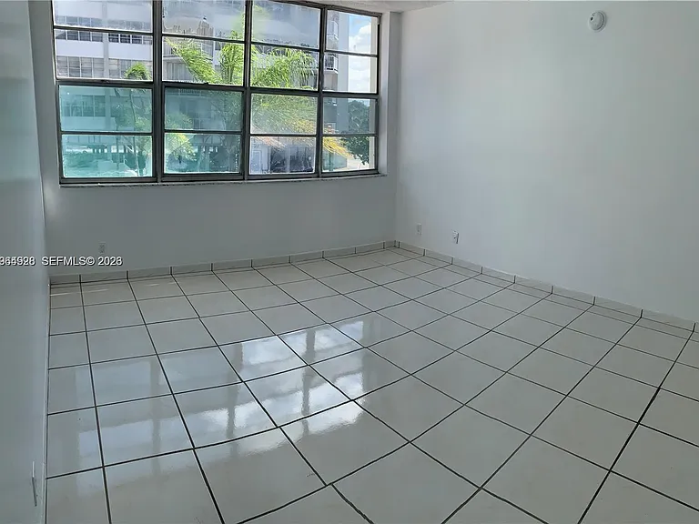 16740 NE 9th Ave #206 — Photo 7