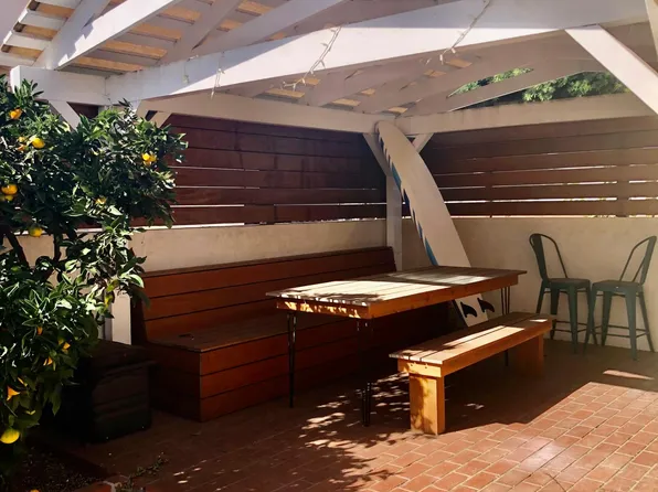12567 McCune Ave #A, Los Angeles, CA 90066