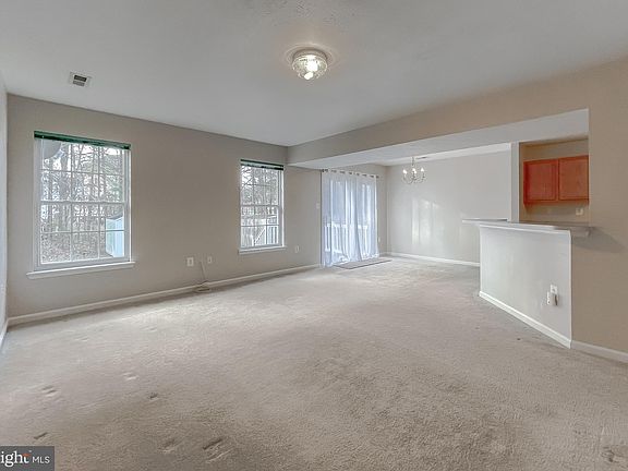 5th image of 47925 Piney Orchard St
