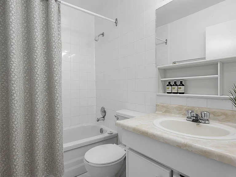 35 Canyon Ave — Photo 21