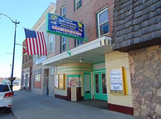 213 W Walnut St, Watseka, IL 60970