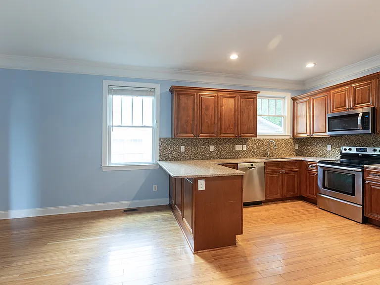 1816 Pegram St — Photo 11
