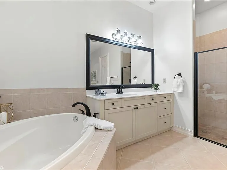 20112 Saraceno Dr — Photo 26