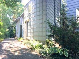 831 Grove St, Clifton, NJ 07013