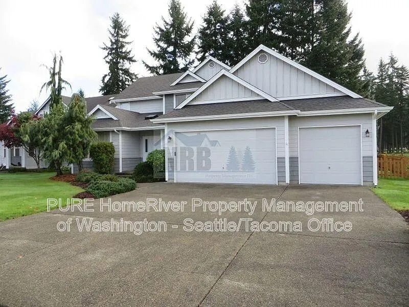 4 bed, 2.5 bath, 2273 sqft, $3,050 — Photo 3
