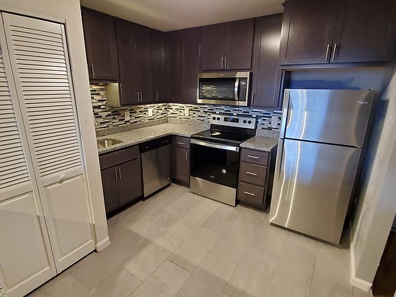 2nd image of 4355 Maryland Ave APT 214