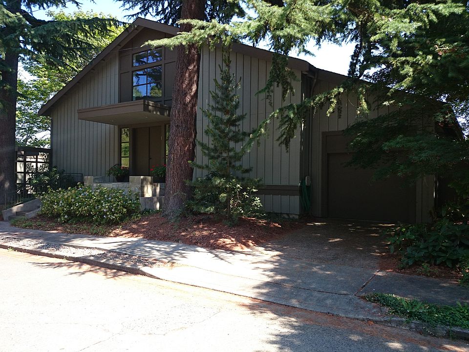 2nd image of 630 38th Ave