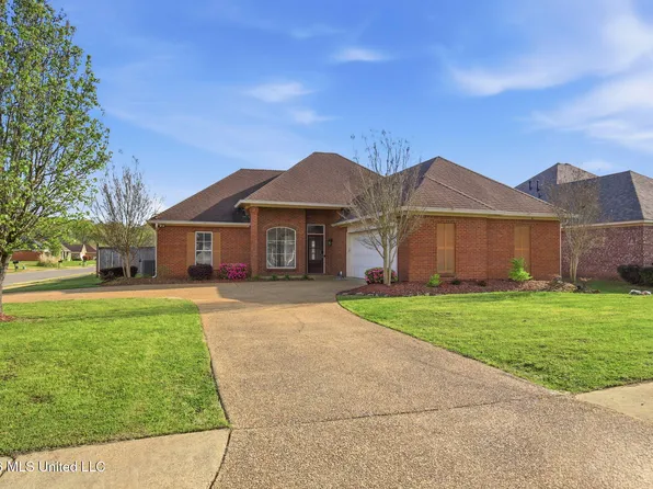 306 Red Cedar Dr, Brandon, MS 39047