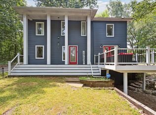 52998 Twin Lakeview Dr, Dowagiac, MI 49047