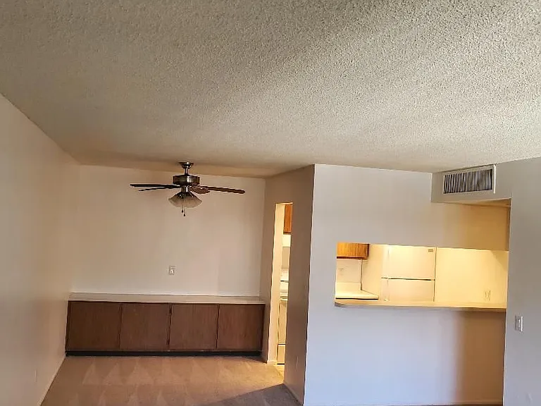 Sand Pebble Community *Renovated Units — Photo 77