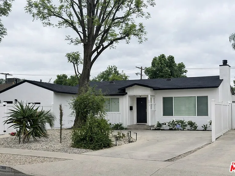 7013 Andasol Ave — Photo 1