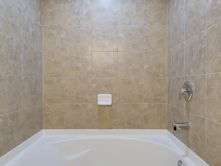 7021 Buroak Ct — Photo 21