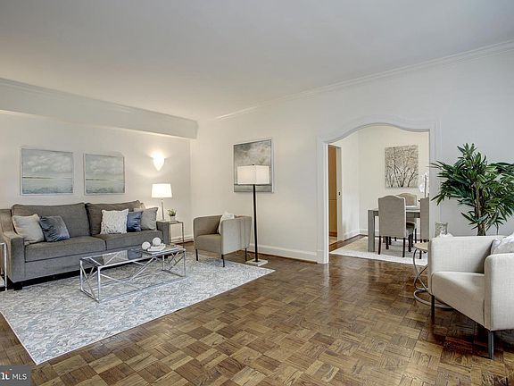 4th image of 4000 Cathedral Ave NW APT 434B