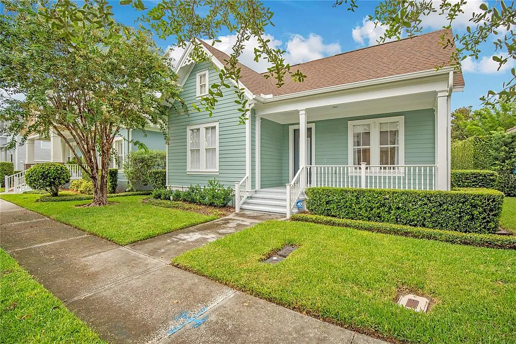 3 bed, 2.0 bath, 1800 sqft, $5,000 — Photo 2