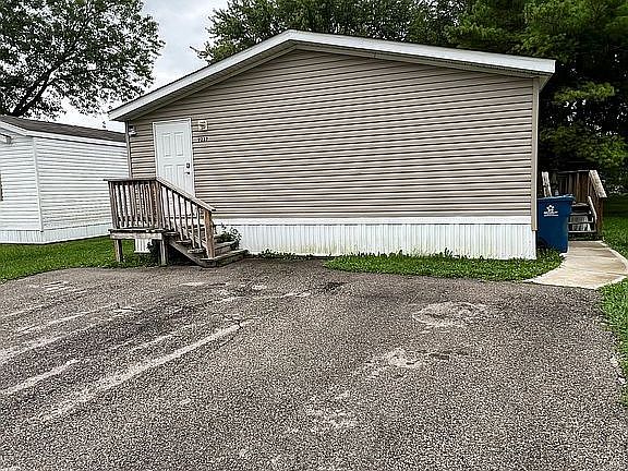 2nd image of 9237 Warrington Dr