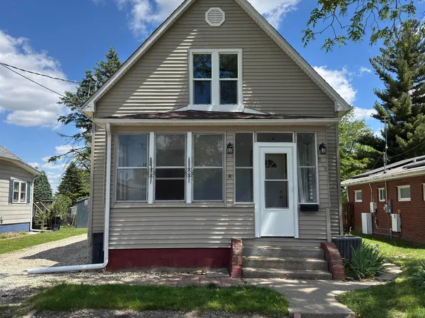 835 N 9th Ave, Canton, IL 61520